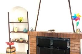 House Containing 2 Apartments for sale in Veroli Lazio Italy