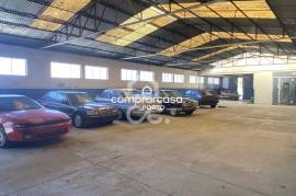 Industrial Warehouse for Sale in São Félix da Marinha