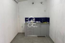 Industrial Warehouse for Sale in São Félix da Marinha