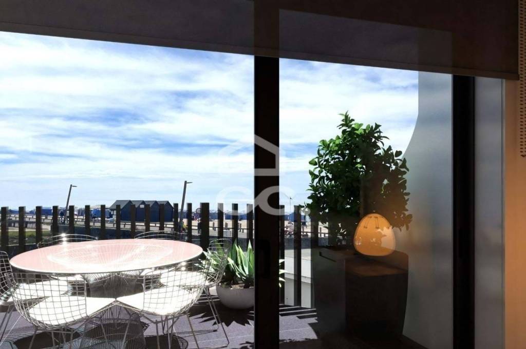 RENOVATED townhouse with sea views in Aver-o-Mar