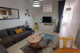 Refurbished 3 bedroom villa for sale with river view in Alvor