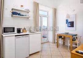 Algarve, villa with 4 independent studios, located in the center of the village of Carvoeiro, only 30 mt from the beach and local shops
