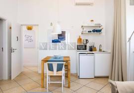 Algarve, villa with 4 independent studios, located in the center of the village of Carvoeiro, only 30 mt from the beach and local shops