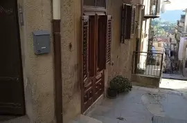 sh 792 town house, Caccamo, Sicily
