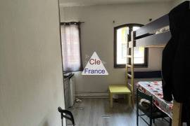 Large Property with Investment Opportunity Large Property with Investment Opportunity