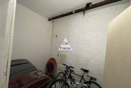 Large Property with Investment Opportunity Large Property with Investment Opportunity