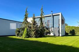 Detached house for rent in Riga district, 220.00m2