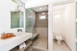 The Enclave: Ultra-Modern 3 Bedroom Villa Located Minutes From the Beach!