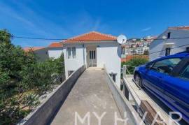 Twin Apartments in Hvar Town