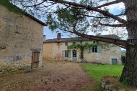 €265000 - Character House with Beautiful Garden