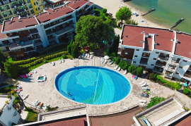 One-bedroom apartment In MessambrIa Fort Beach, ElenIte - 1st lIne to the beach