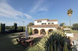 listing listing