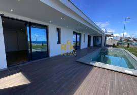 Luxury 3 bedroom villa with pool Luxury 3 bedroom villa with pool