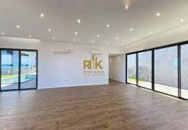 Luxury 3 bedroom villa with pool Luxury 3 bedroom villa with pool