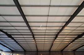 Warehouse with + 1600m2 in Seia