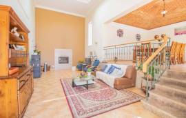 Fantastic 4 Bedroom for sale at São Brás de Alportel