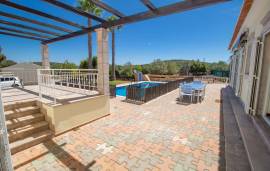 Fantastic 4 Bedroom for sale at São Brás de Alportel