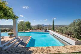 Majestic, countryside Quinta in Loule