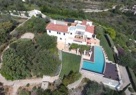 Majestic, countryside Quinta in Loule