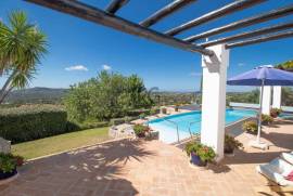 Majestic, countryside Quinta in Loule