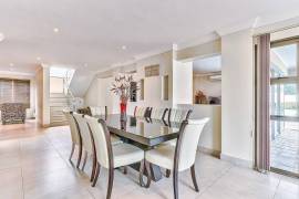 Luxury 7 Bed House For Sale In Sunset Beach Cape Town South