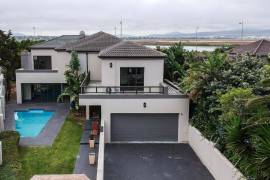 Luxury 7 Bed House For Sale In Sunset Beach Cape Town South