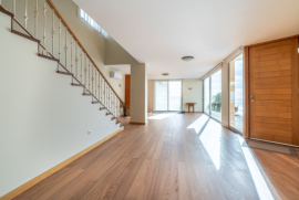 listing listing