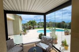 Superb Spacious Bastide-Style Villa Offering 195 M2 Of Living Space On 1000 M2 Of Land With Uninterrupted Views.