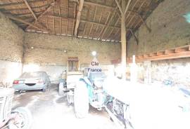 Barn to Renovate in the Countryside