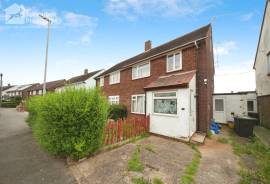 4 bedroom, Semi-detached house for sale