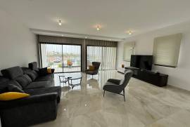 3 Bedroom Sea View Apartment - Chloraka, Paphos