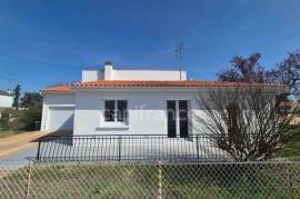 Dpt Charente Maritime (17), à vendre SAUJON maison - 3 chambres - Véranda - Garage - Terrain de 600 m²