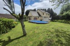 Rural house with 5 bedrooms and a 2 bedroomed gite