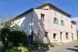 Character detached property with gite income potential
