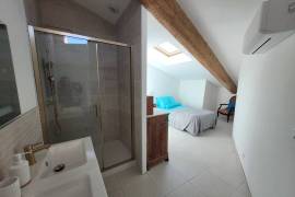 Superb Renovated Stone Property On 5560 M2 Of Land, With Gite, Main House, Swimming Pool And Breathtaking Views.
