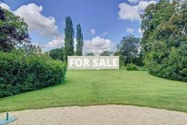 Period Property in Chateau Style with Gardens