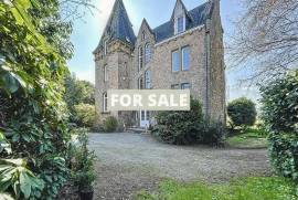 Period Property in Chateau Style with Gardens