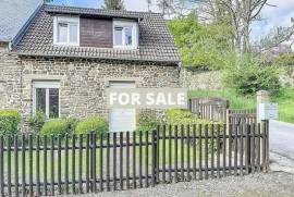 Lovely Cottage in Coastal Location