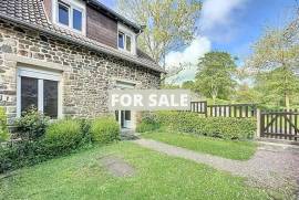 Lovely Cottage in Coastal Location