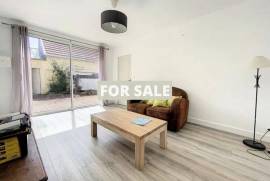 Beautiful Detached Cottage with Open View
