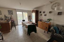 Detached House with Garden Detached House with Garden