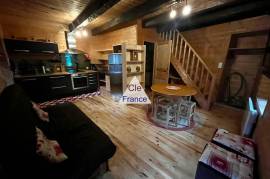 Villard-sur-doron : Ensemble De 3 Appartements