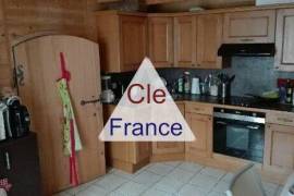 Villard-sur-doron : Ensemble De 3 Appartements