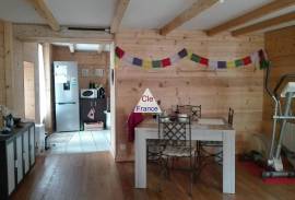 Villard-sur-doron : Ensemble De 3 Appartements