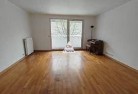 Appartement F5 Au 1er Etage 4 Chambres 2 Parkings
