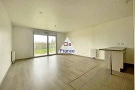 Appartement T3 De 65m2, Balcon, 2 Chambres, Vue Degagee, 2 Places Parking, Rennes Quartier St Lauren