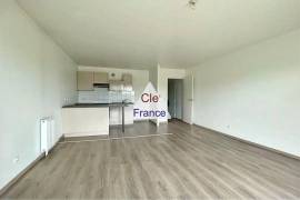 Appartement T3 De 65m2, Balcon, 2 Chambres, Vue Degagee, 2 Places Parking, Rennes Quartier St Lauren