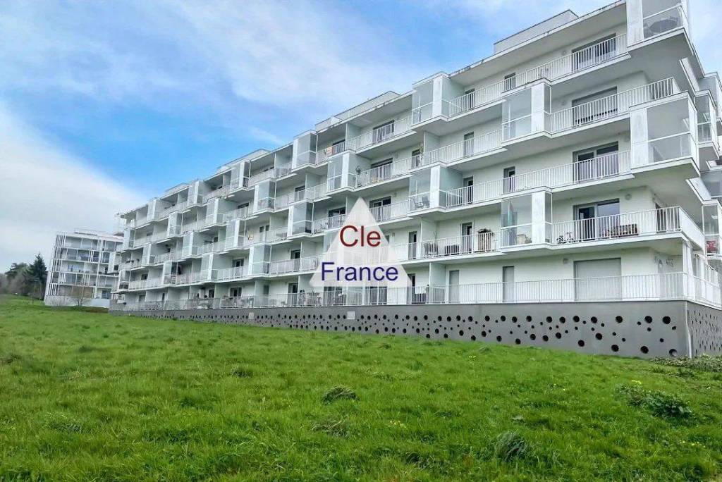 Appartement T3 De 65m2, Balcon, 2 Chambres, Vue Degagee, 2 Places Parking, Rennes Quartier St Lauren