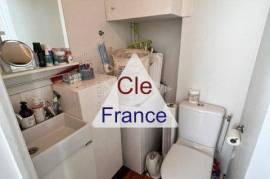 Marais : Charmant Deux Pieces En Duplex