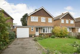 3 bedroom, Detached house for sale